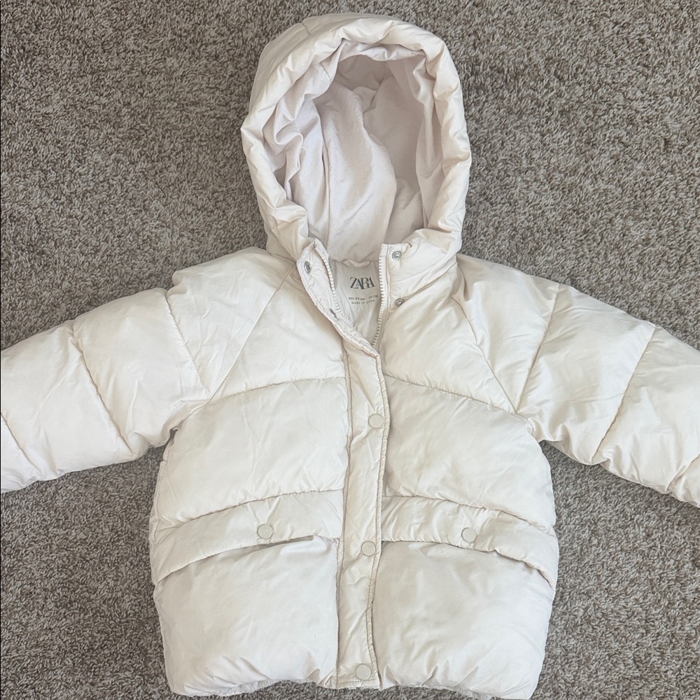 Zara Off-White Hooded Puffer Jacket